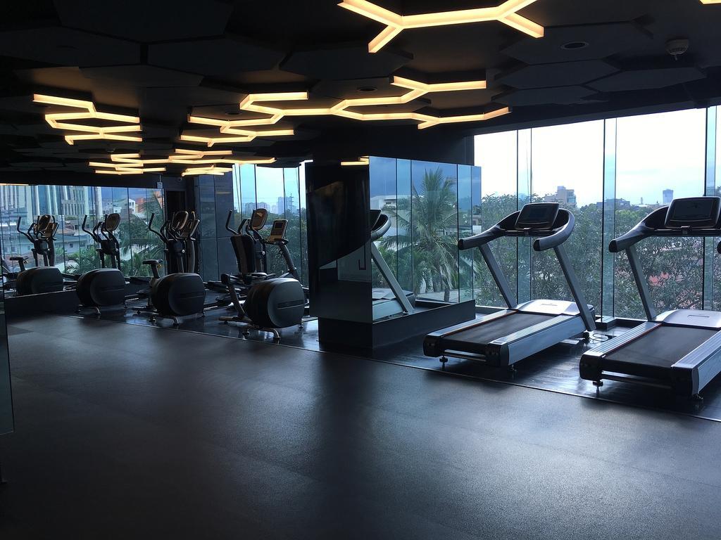 Milano Versace Suites Макати Экстерьер фото