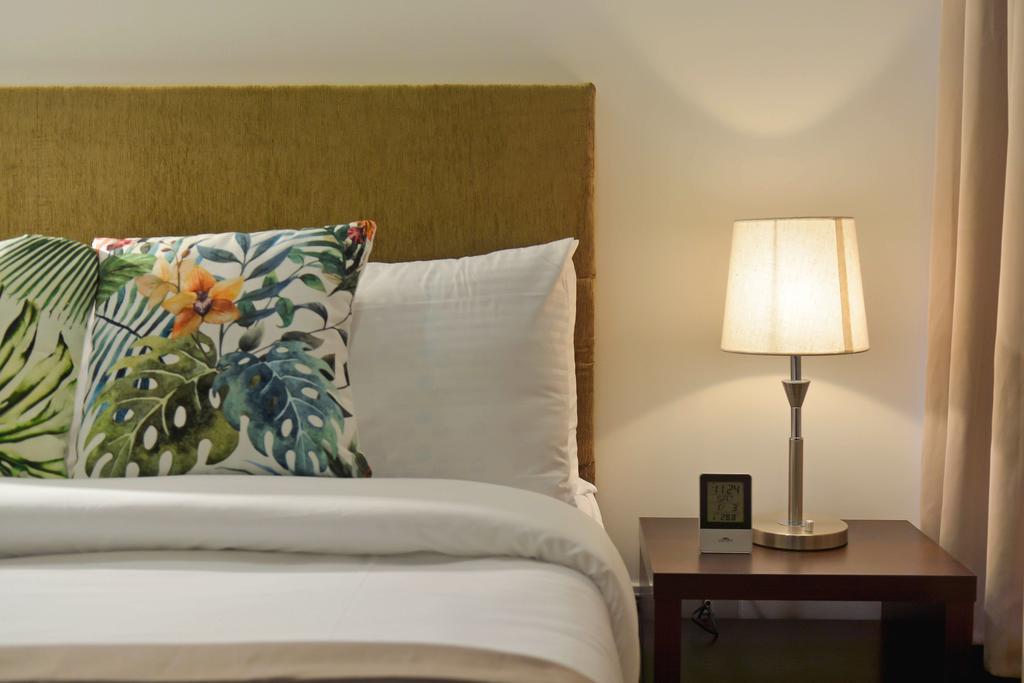 Milano Versace Suites Макати Экстерьер фото