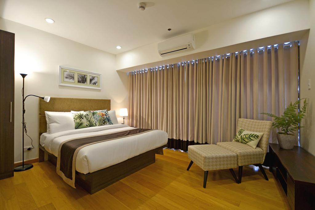 Milano Versace Suites Макати Экстерьер фото
