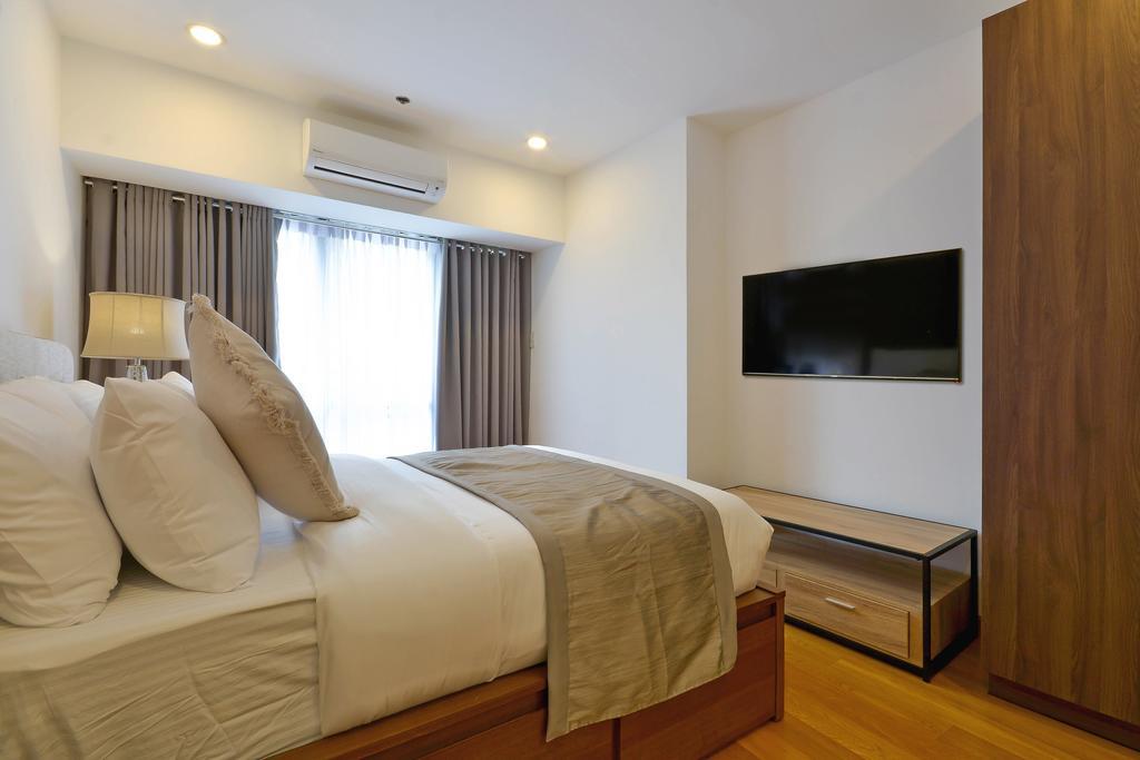 Milano Versace Suites Макати Экстерьер фото