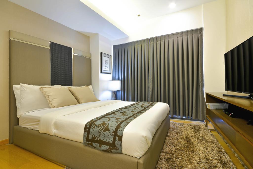 Milano Versace Suites Макати Экстерьер фото
