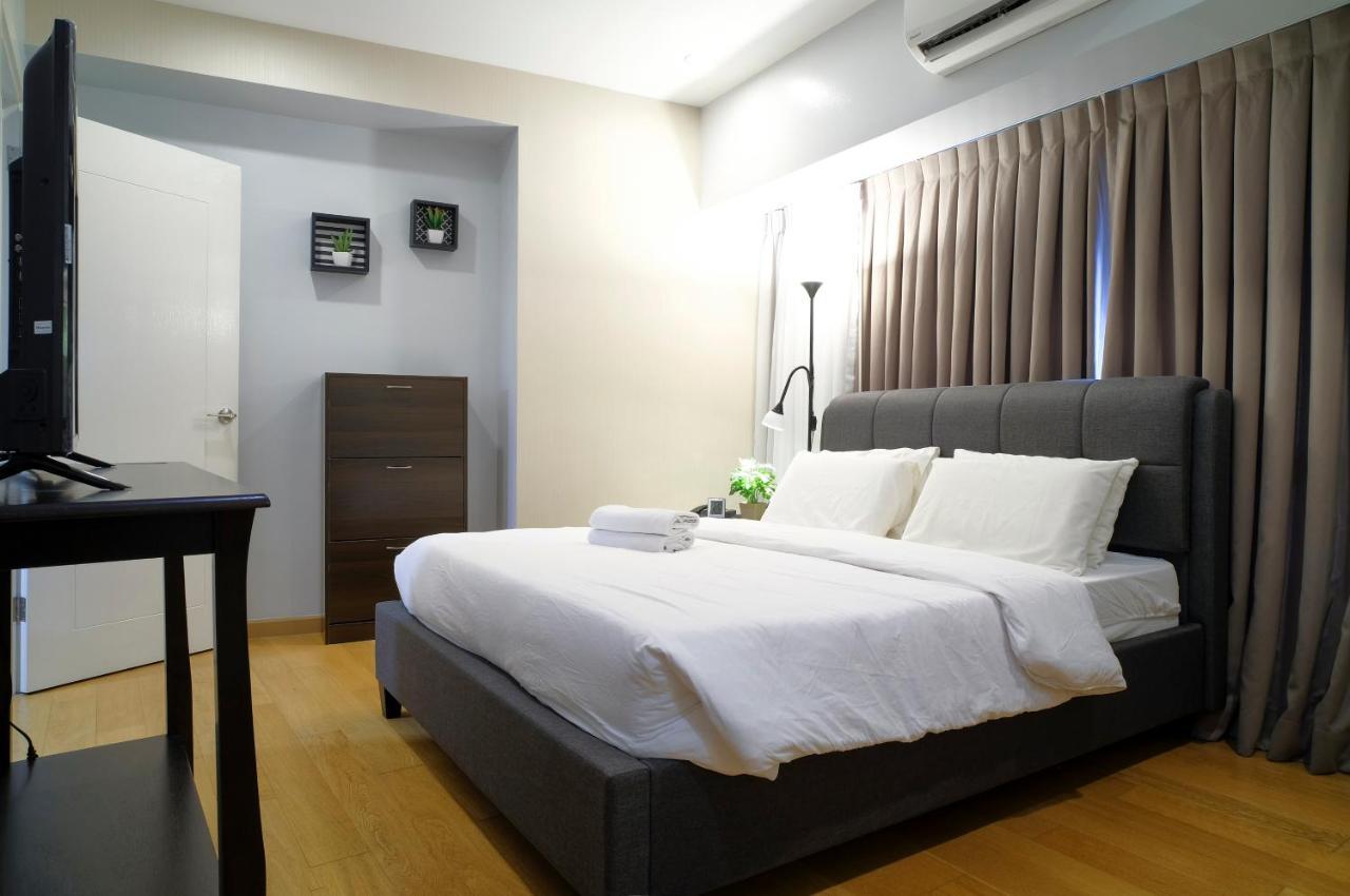 Milano Versace Suites Макати Экстерьер фото